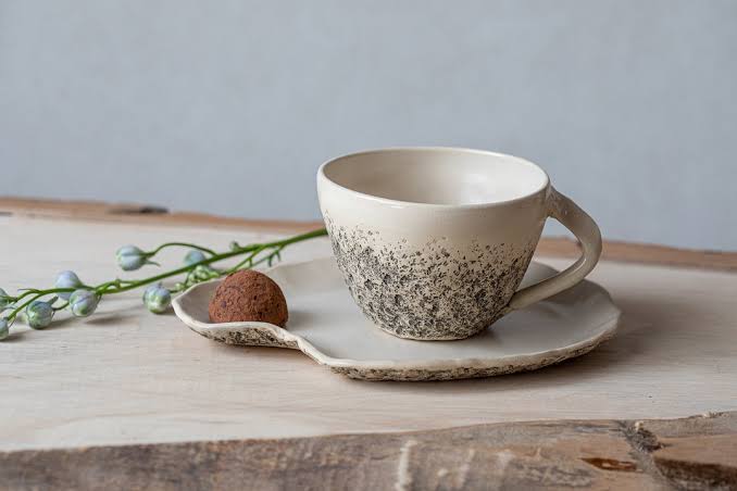 Window Saucer